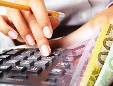 120 δόσεις: Αυτά είναι τα ποσά για τα χρέη στα Ταμεία - Αναλυτικοί πίνακες